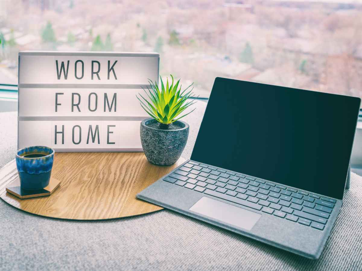 WORK FROM HOME LÀ GÌ ? HÌNH THỨC LÀM VIỆC TƯƠNG LAI HAY CHỈ LÀ XU HƯỚNG NGẮN HẠN